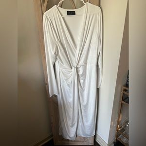 Lane Bryant white v-neck twist waist dress. Size 18/20